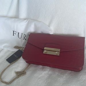 FURLA Red Gold Chain Purse